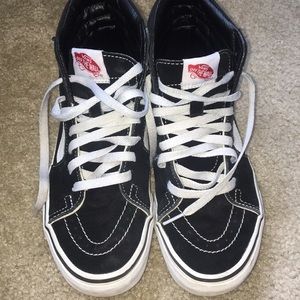 SK8-Hi Vans